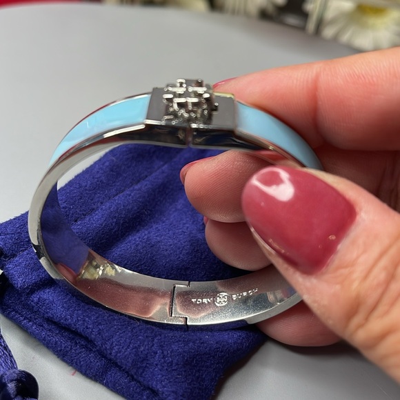 Tory Burch Kira enamel bangle baby blue and silver new with dust bag - Picture 3 of 5